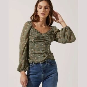 🚨NEW ASTR The Label Tonina Green Floral Ruched Puff Sleeve Top Fairy Boho Sz S